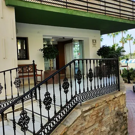 In First Line Apto 4-3 Appartement