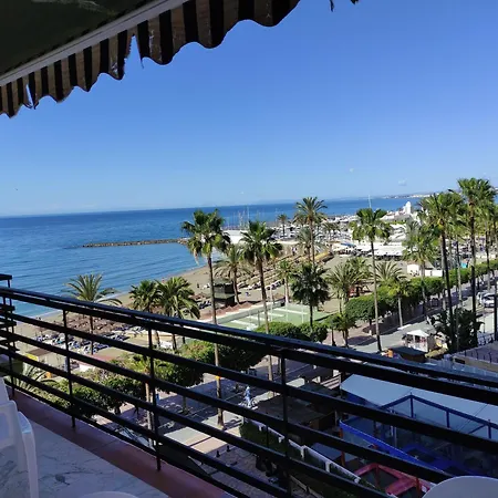 Apartment In First Line Apto 4-3 *