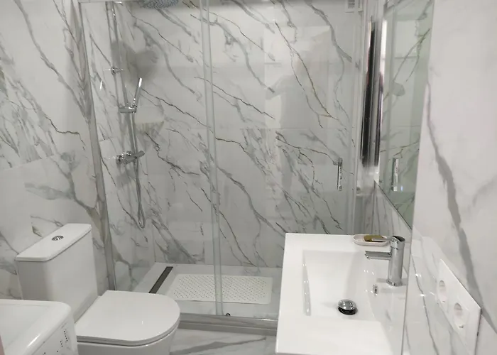 In First Line Apto 4-3 * Марбелья