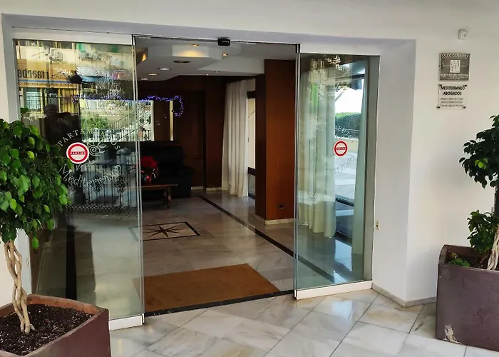 In First Line Apto 4-3 Апартаменти *