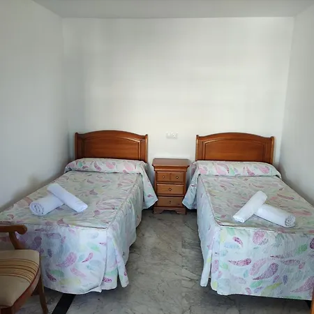 In First Line Apto 4-3 Apartamento *